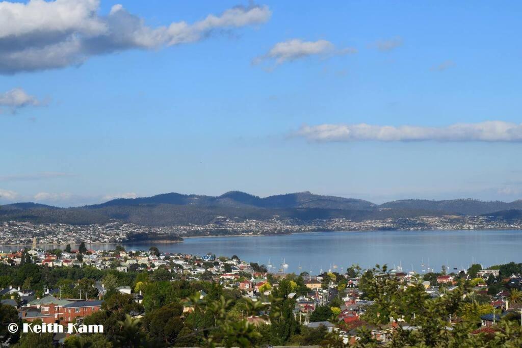 Lovely Brick Cottage With Amazing Water View Hobart Zewnętrze zdjęcie